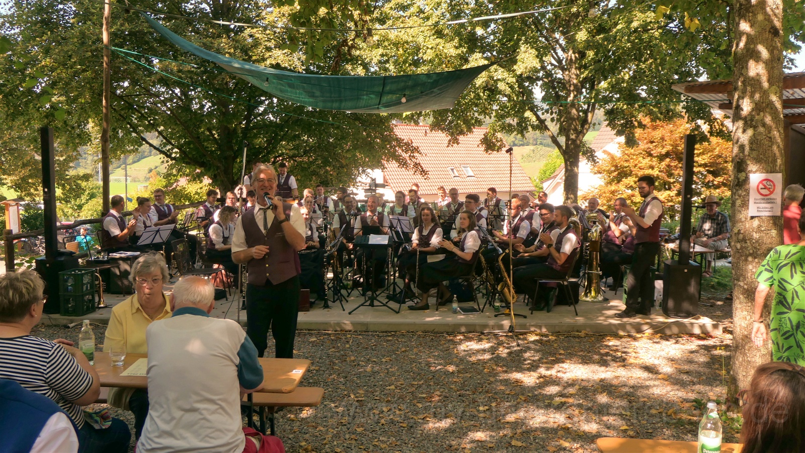 2023-09 Weinfest Reichenbach (5a).jpg